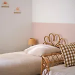 Suzanne