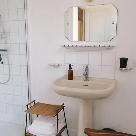 Suzanne Дом отдыха О